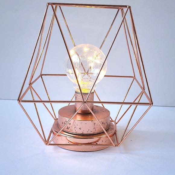 Geometric rose gold LED light lamp - Picture 7 of 7